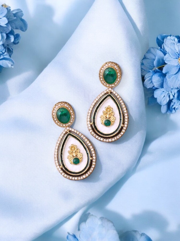 Emerald Pritika Danglers