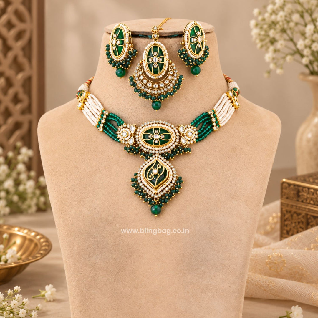 Emerald Saavi Kundan Jewellery Set - New Arrival