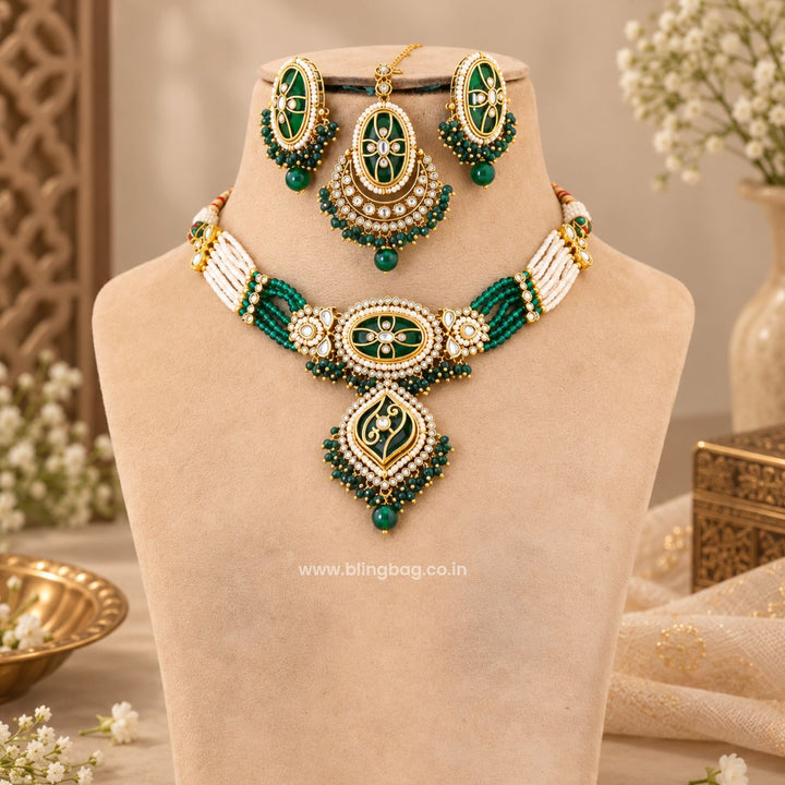 Emerald Saavi Kundan Jewellery Set - New Arrival