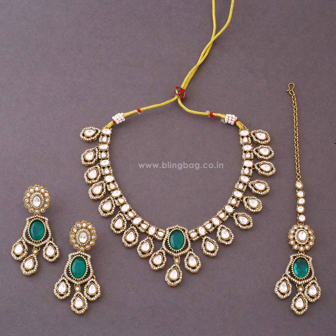 Emerald Saavira Kundan Jewellery Set - New Arrival