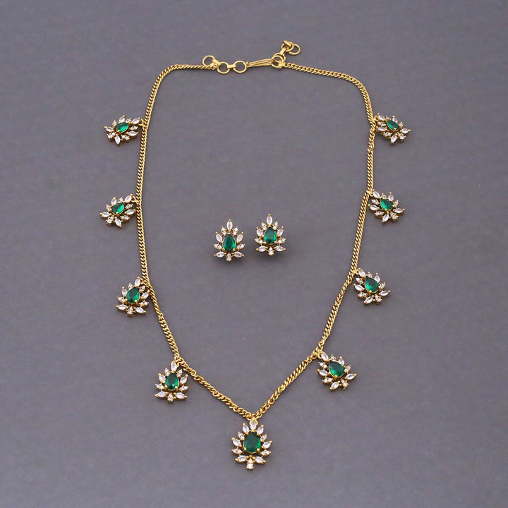 Emerald Safiyah Victorian Jewellery Set - New Arrival