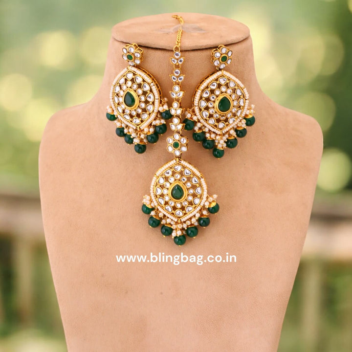 Emerald Saloni Kundan Jewellery Set