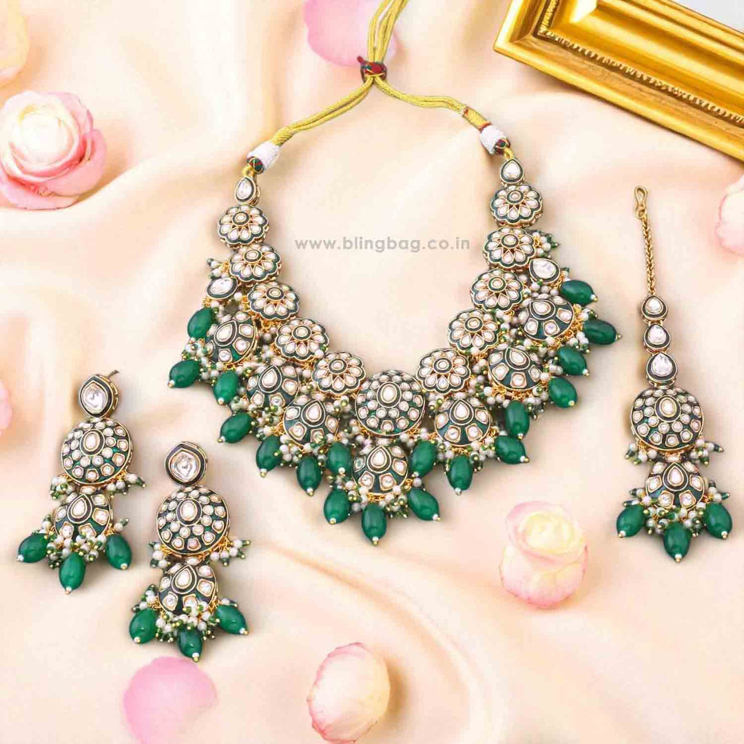 Emerald Samridhi Kundan Jewellery Set