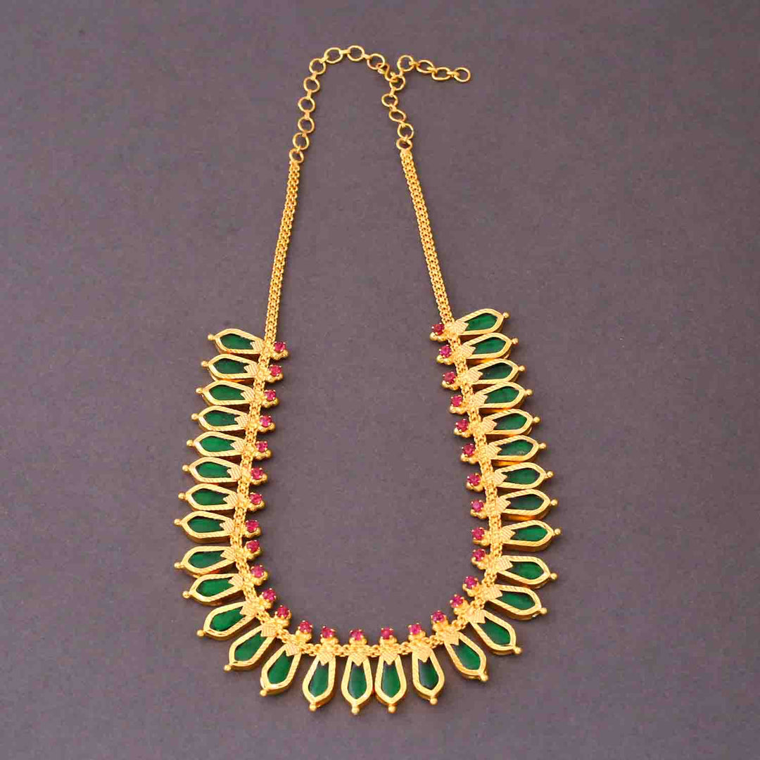 Emerald Sanjukta Antique Necklace - New Arrival