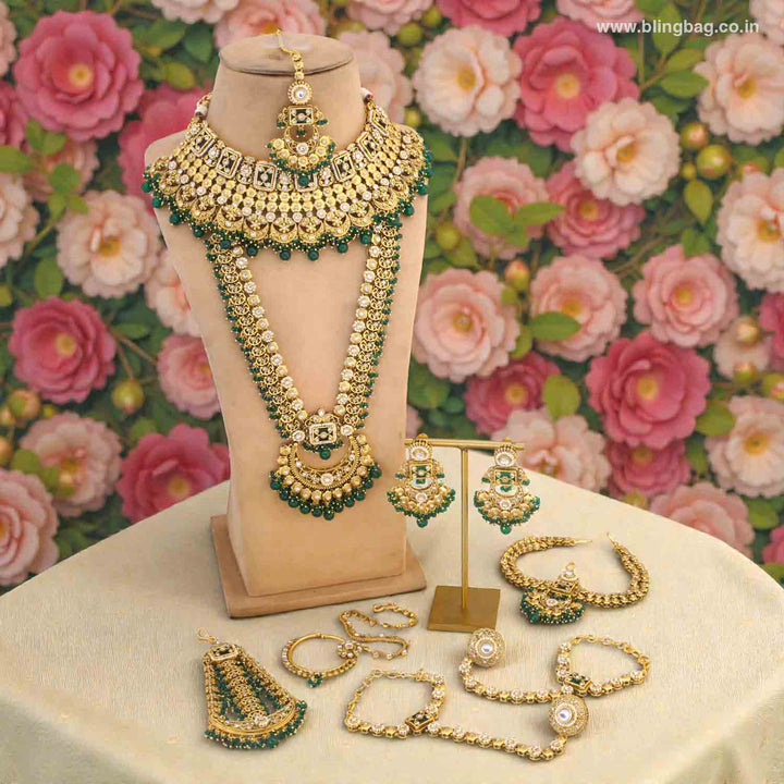 Emerald Sannidhi Kundan Bridal Jewellery Set