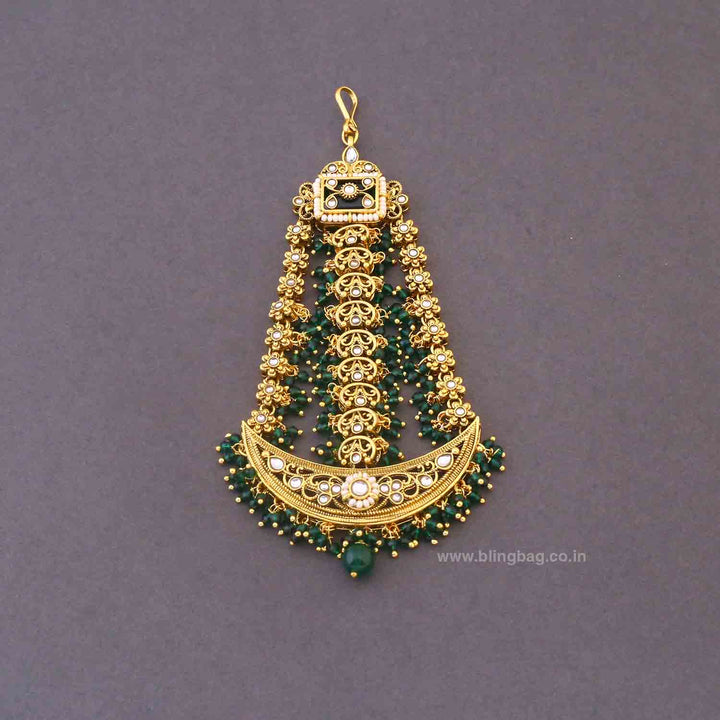 Emerald Sannidhi Kundan Bridal Jewellery Set