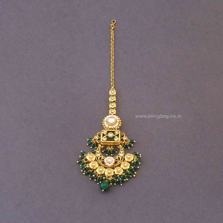 Emerald Sannidhi Kundan Bridal Jewellery Set