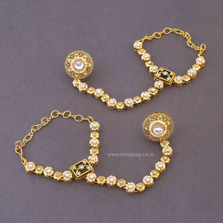 Emerald Sannidhi Kundan Bridal Jewellery Set