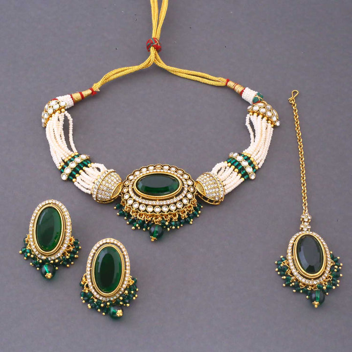 Emerald Santoshi Kundan Jewellery Set