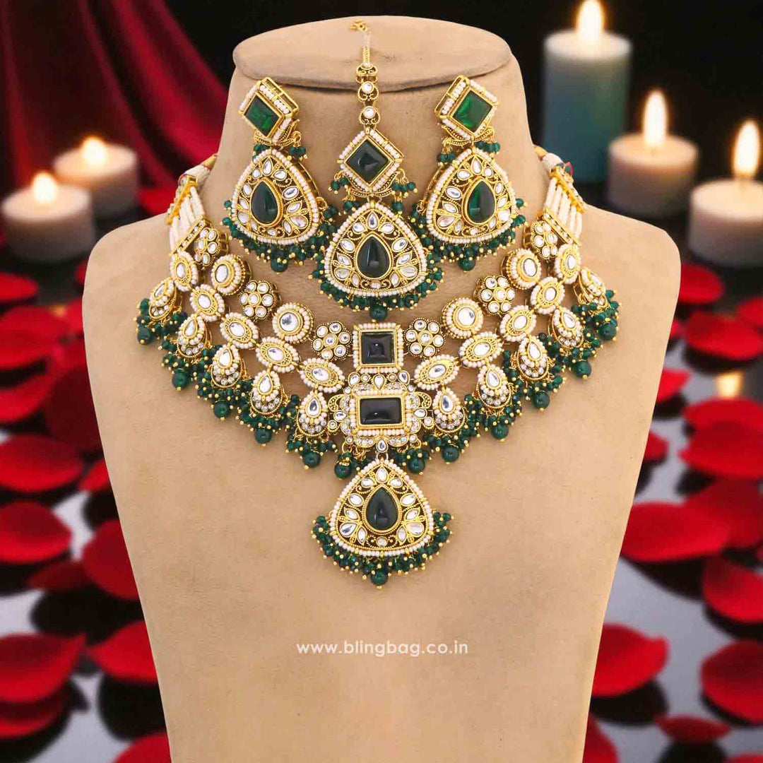 Emerald Sarala Kundan Jewellery Set