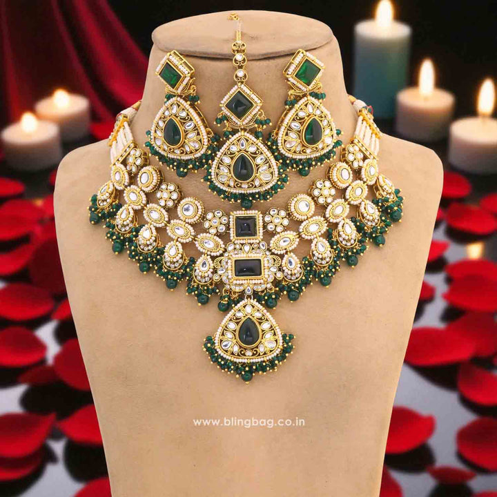 Emerald Sarala Kundan Jewellery Set