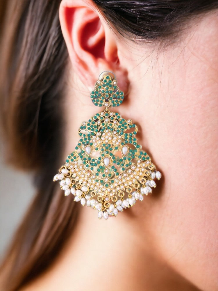 Emerald Sarika Chaandbalis