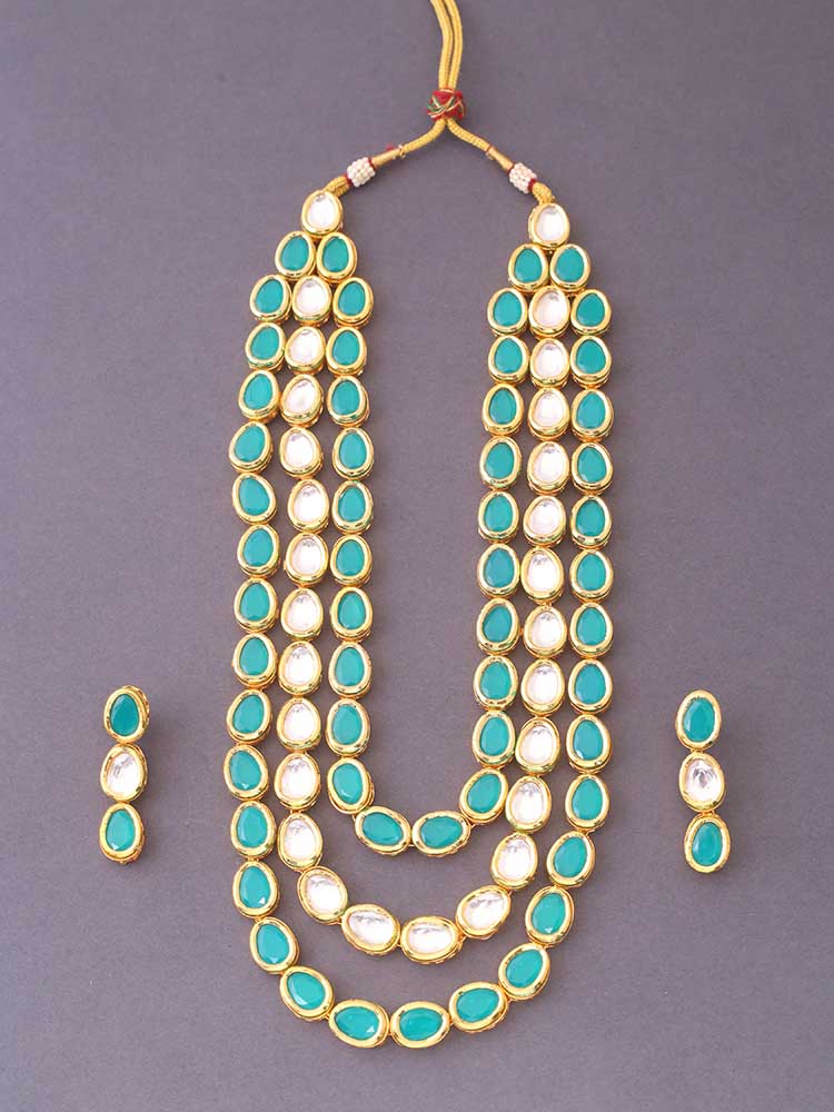Emerald Sarla Jewellery Set