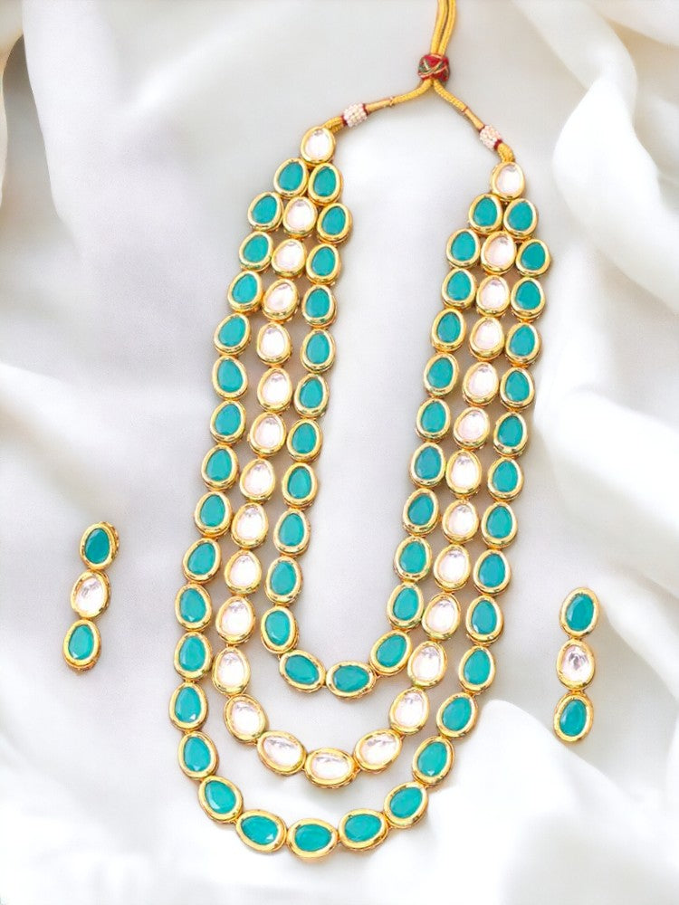 Emerald Sarla Jewellery Set