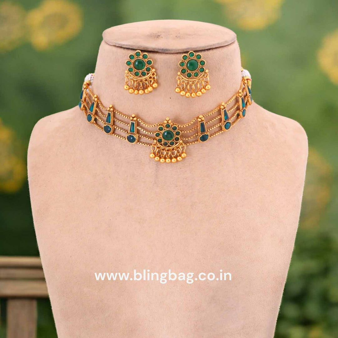 Emerald Seerat Antique Jewellery Set - New Arrival
