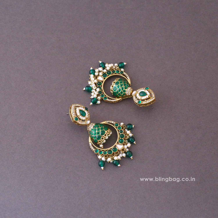 Emerald Shanaya Chandbalis