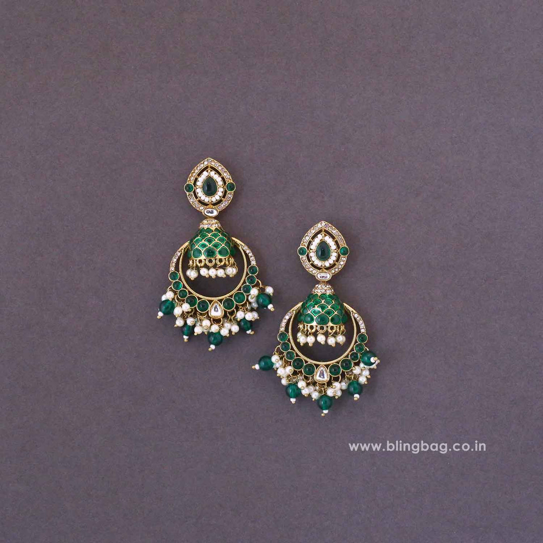 Emerald Shanaya Chandbalis