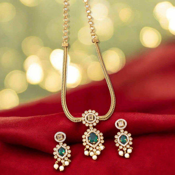 Emerald Shantani Antique Pendent Set-New Arrival