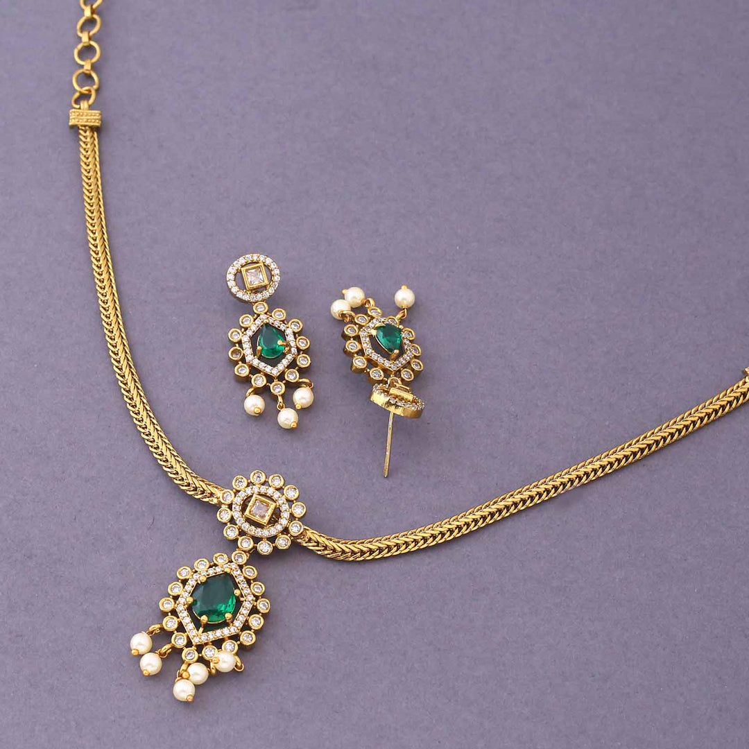 Emerald Shantani Antique Pendent Set-New Arrival