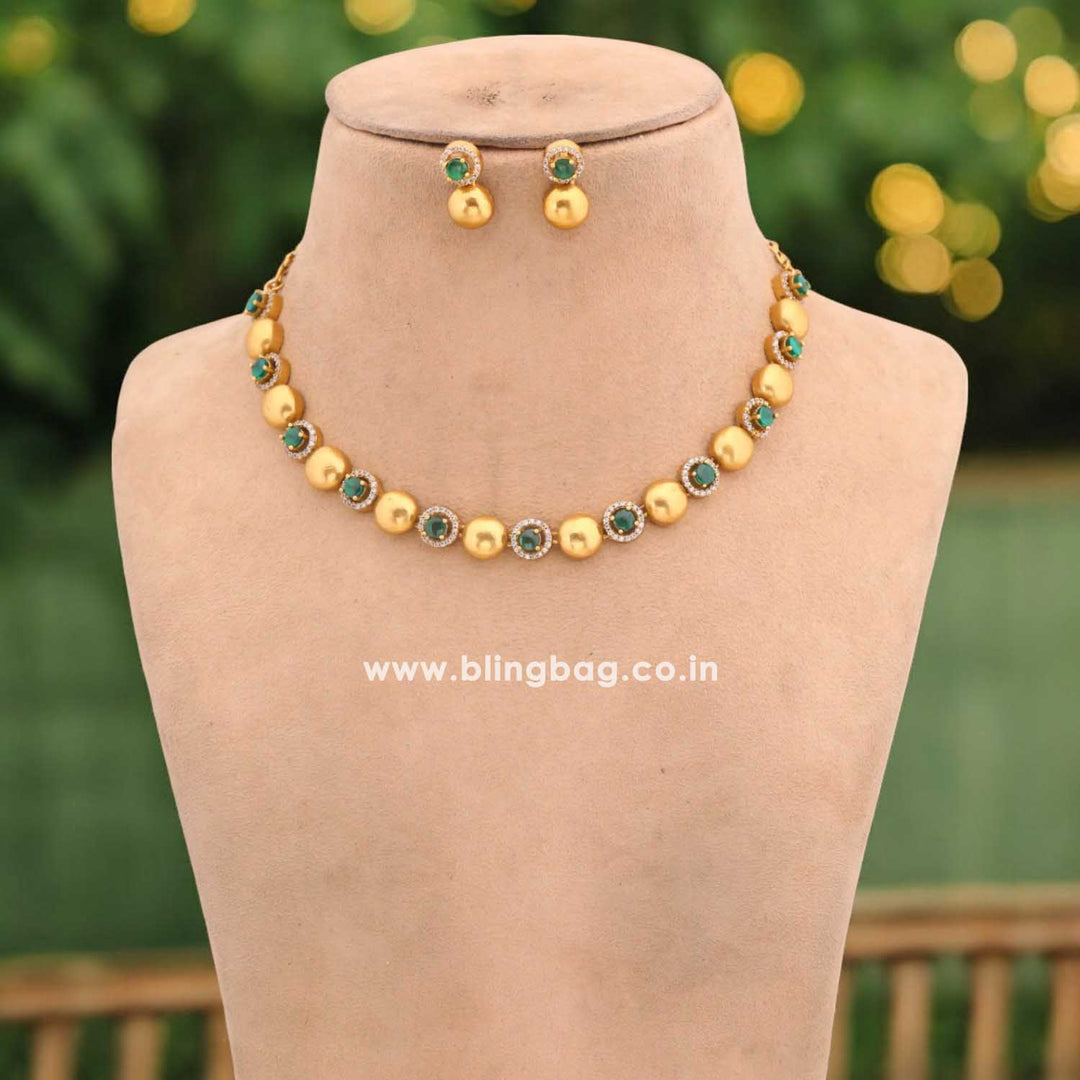 Emerald Sharvina Antique Jewellery Set - New Arrival