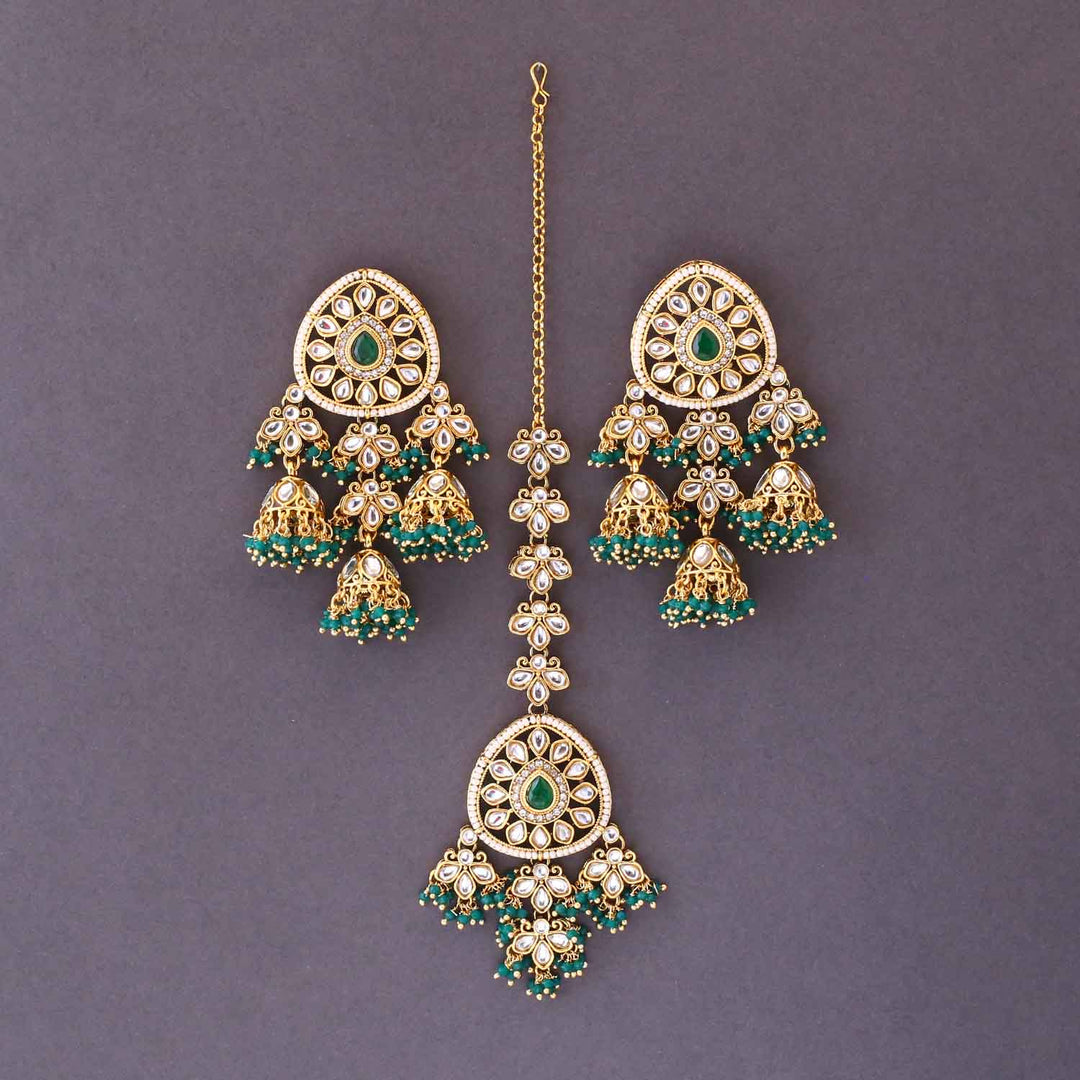 Emerald Shatavari Maang Tikka Set