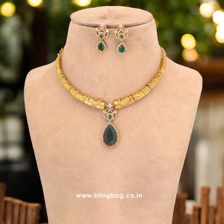 Emerald Shayana Hasli Antique Jewellery Set - New Arrival
