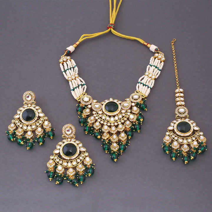 Emerald Sheetal Kundan Jewellery Set