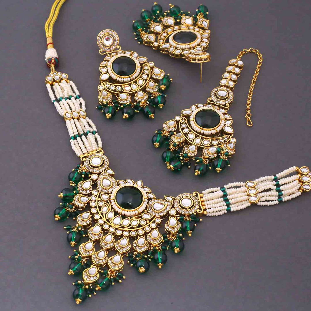 Emerald Sheetal Kundan Jewellery Set