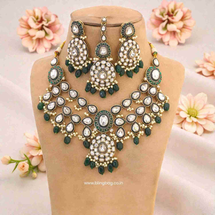Emerald Shikani Kundan Jewellery Set