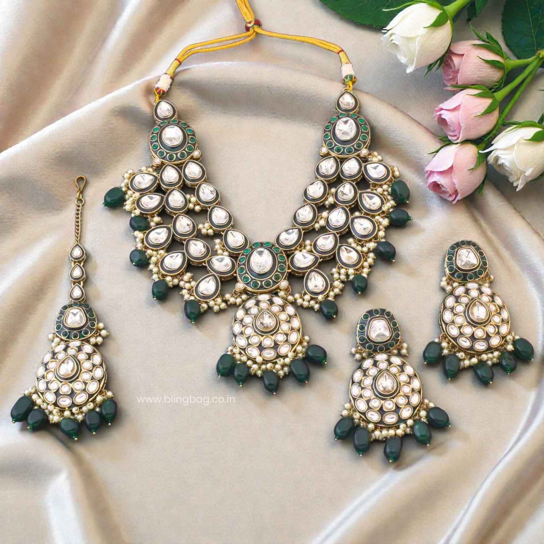 Emerald Shikani Kundan Jewellery Set
