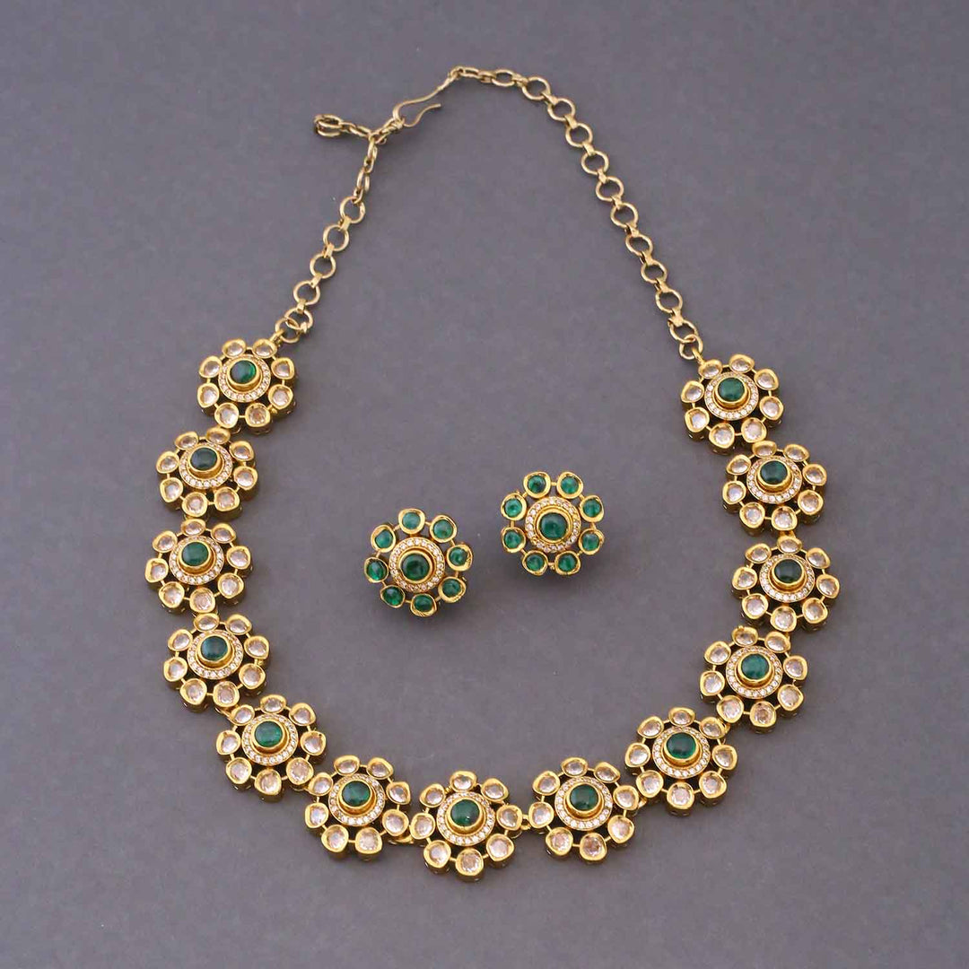 Emerald Shimmer Victorian Jewellery Set- New Arrival