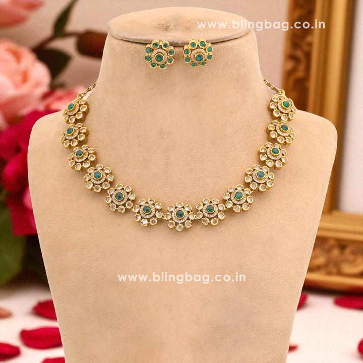 Emerald Shimmer Victorian Jewellery Set- New Arrival