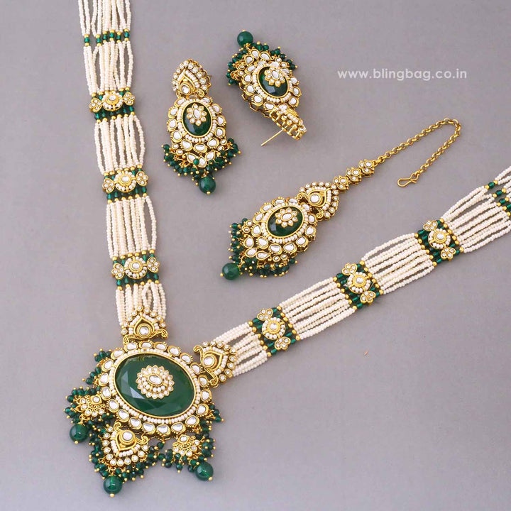 Emerald Shreyaani Kundan Jewellery Set