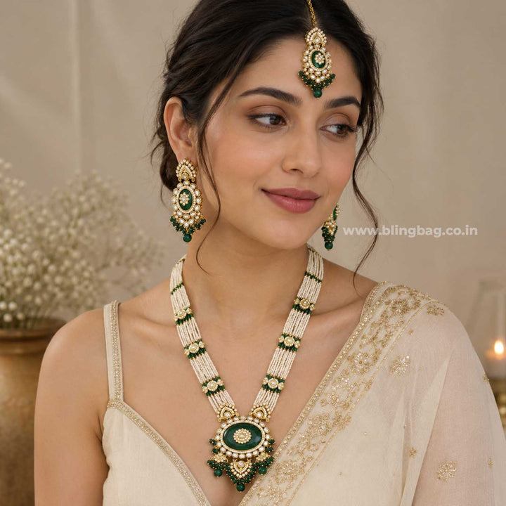Emerald Shreyaani Kundan Jewellery Set