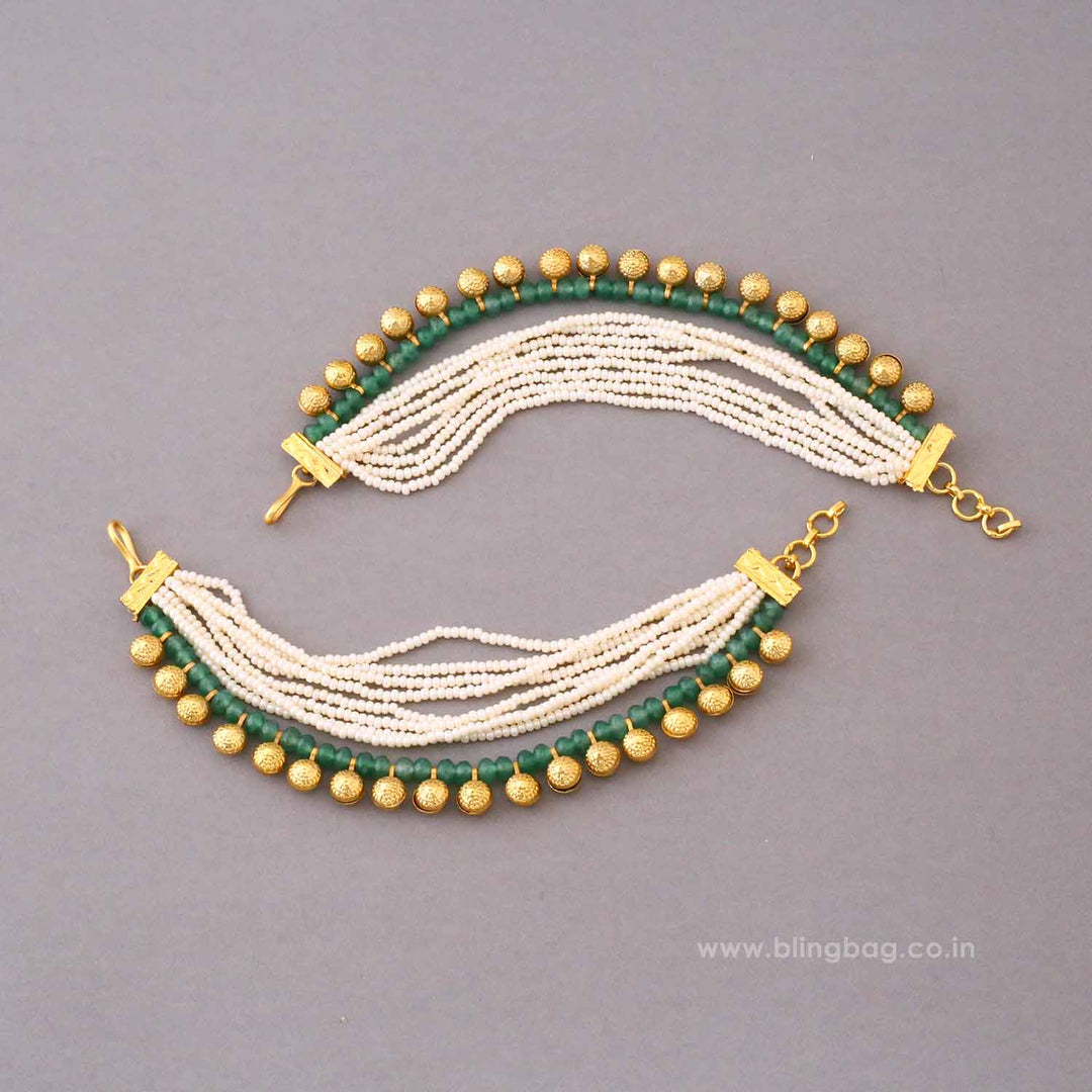 Emerald Shreyaya Antique Ear Chain