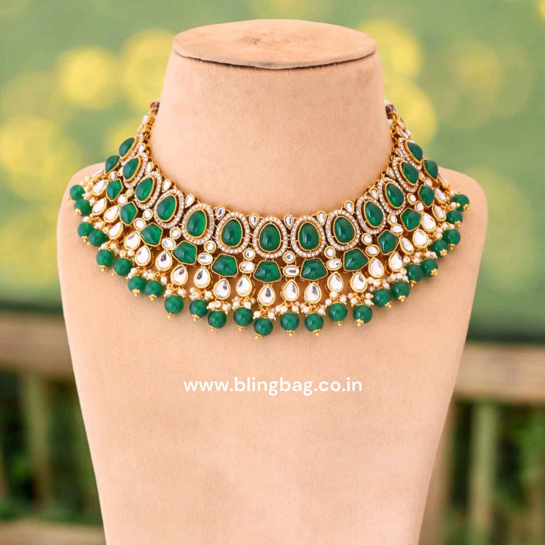 Emerald Shushmita Kundan Jewellery Set