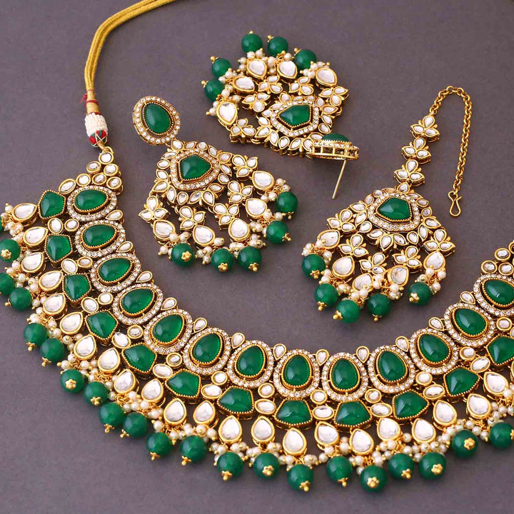 Emerald Shushmita Kundan Jewellery Set