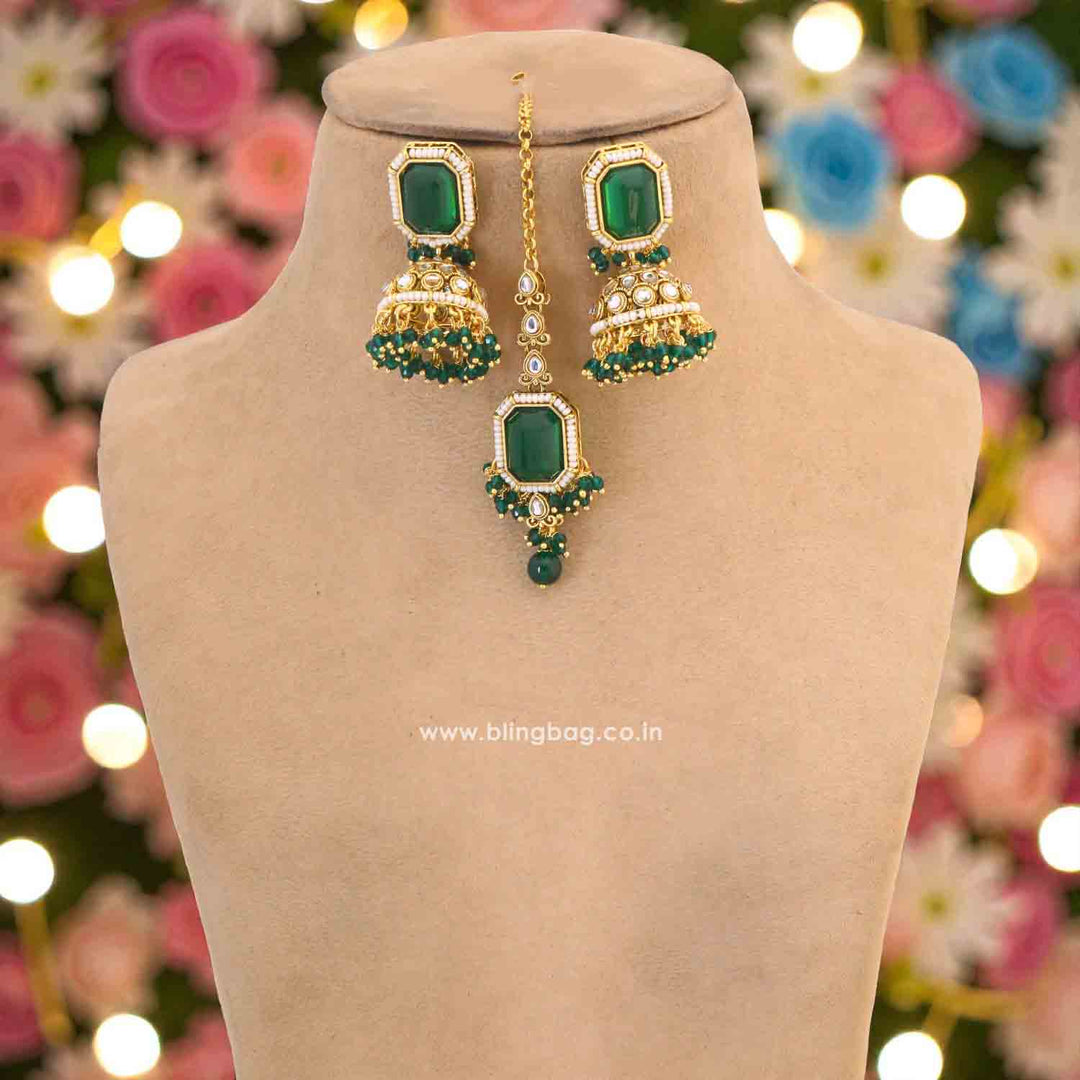 Emerald Shyamala Kundan Jewellery Set