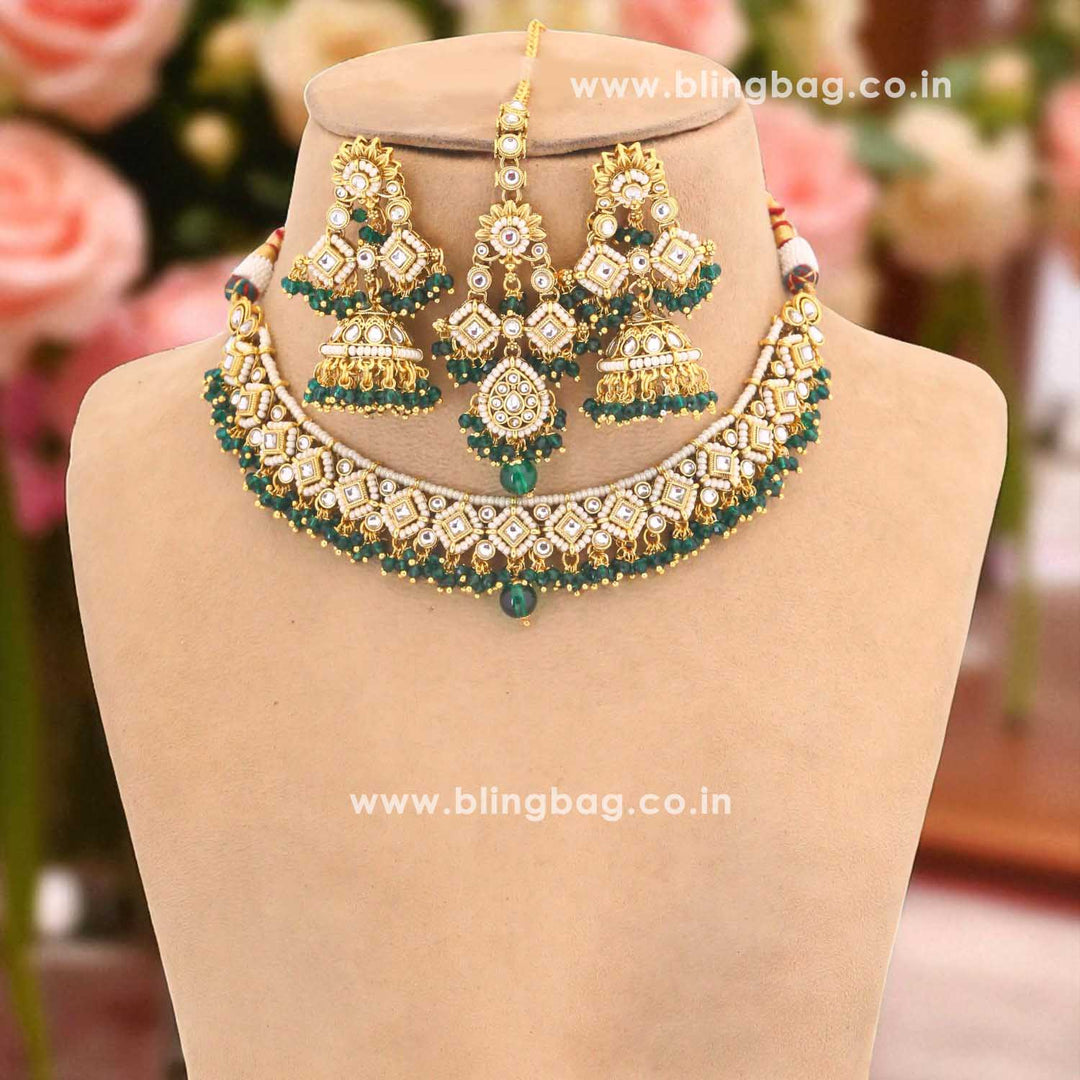 Emerald Simran Kundan Jewellery Set