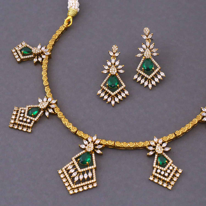 Emerald Solenne Victorian Jewellery Set - New Arrival