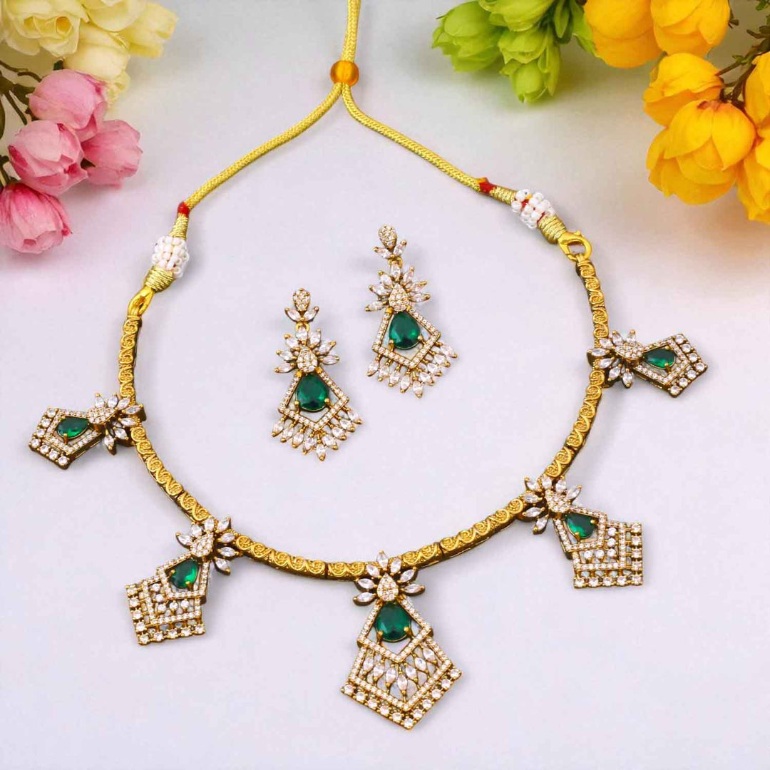 Emerald Solenne Victorian Jewellery Set - New Arrival