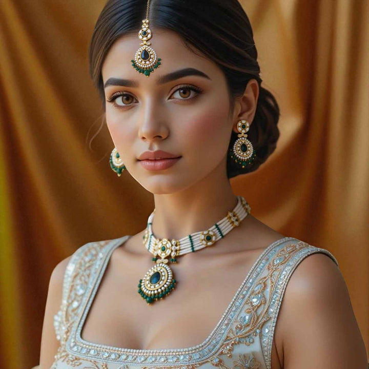 Emerald Sumedha Kundan Jewellery Set