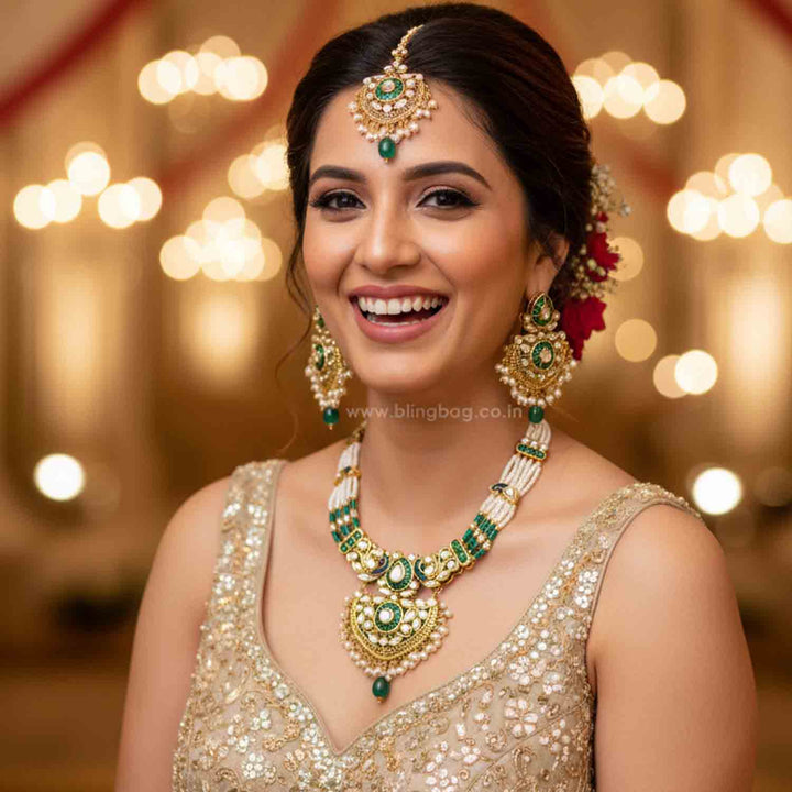 Emerald Suvitha Kundan Jewellery Set