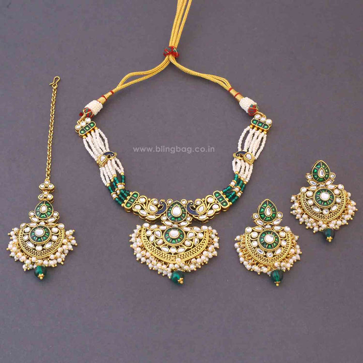 Emerald Suvitha Kundan Jewellery Set