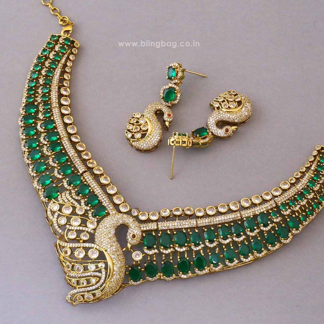 Emerald Swanie Victorian Jewellery Set - New Arrival