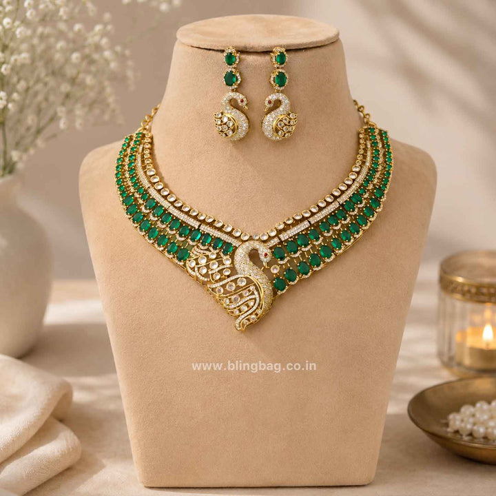 Emerald Swanie Victorian Jewellery Set - New Arrival