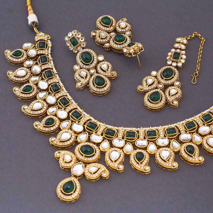 Emerald Swaragh Kundan Jewellery Set