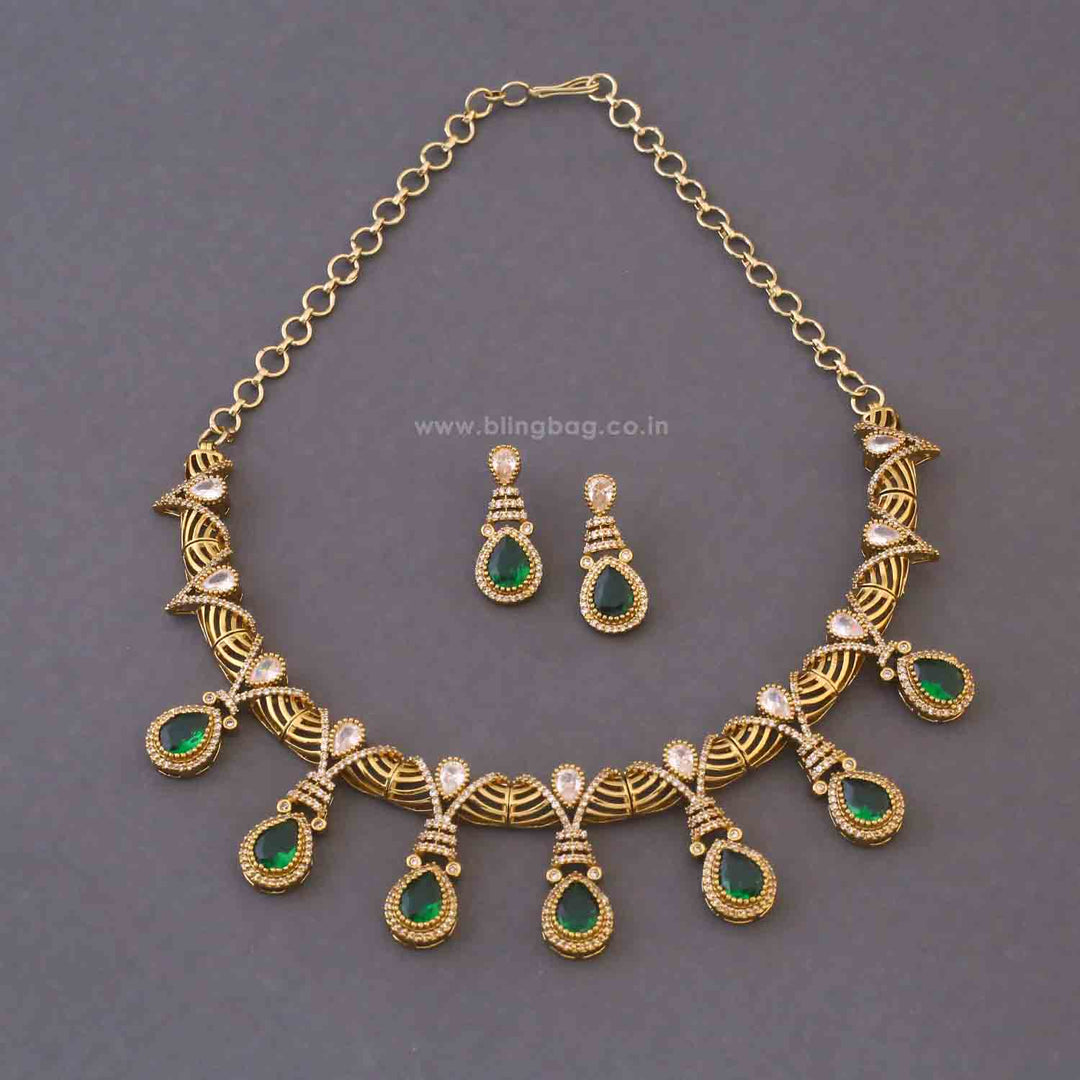 Emerald Sylara Hasli Victorian Jewellery Set - New Arrival