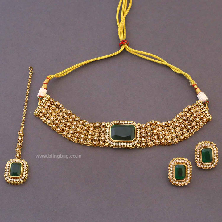 Emerald Tanirshi Kundan Jewellery Set