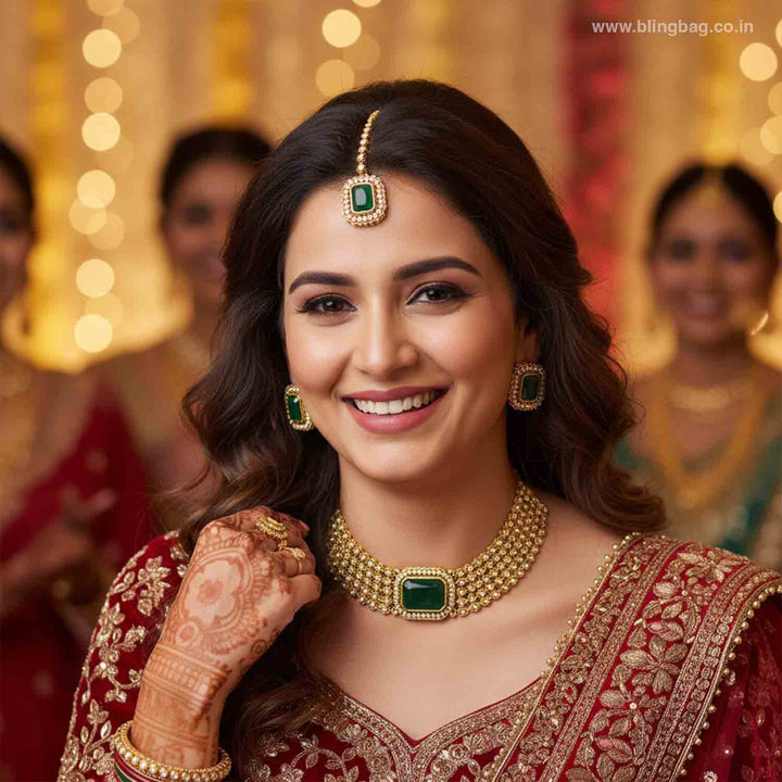 Emerald Tanirshi Kundan Jewellery Set